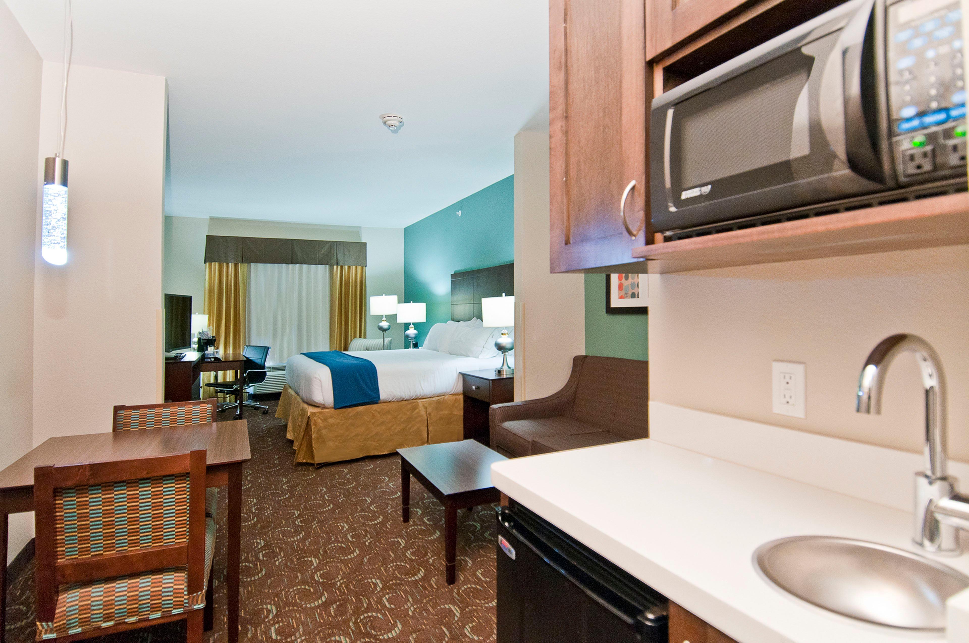 Holiday Inn Express & Suites San Antonio Frost Bank Center By Ihg Luaran gambar