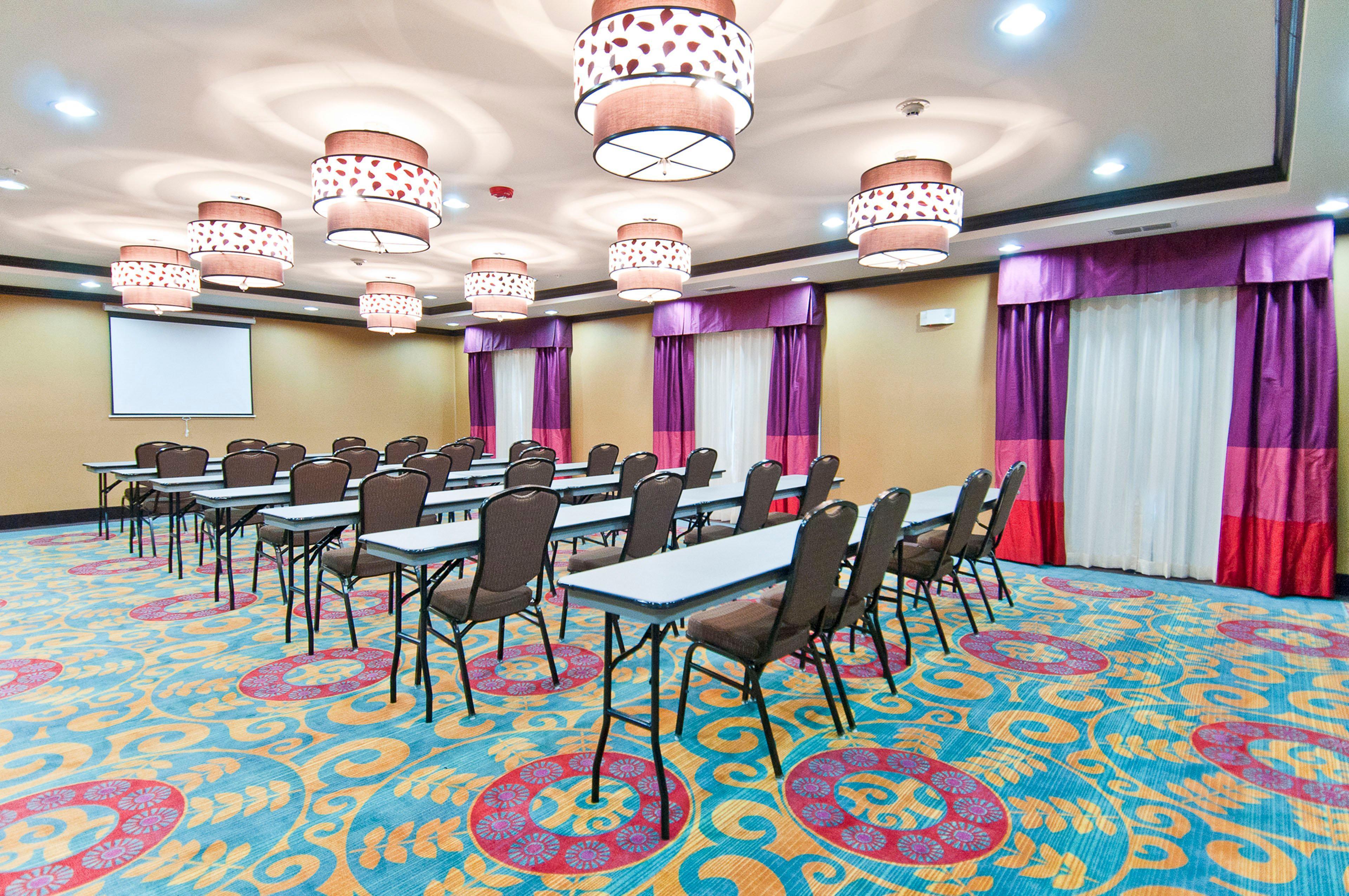 Holiday Inn Express & Suites San Antonio Frost Bank Center By Ihg Luaran gambar