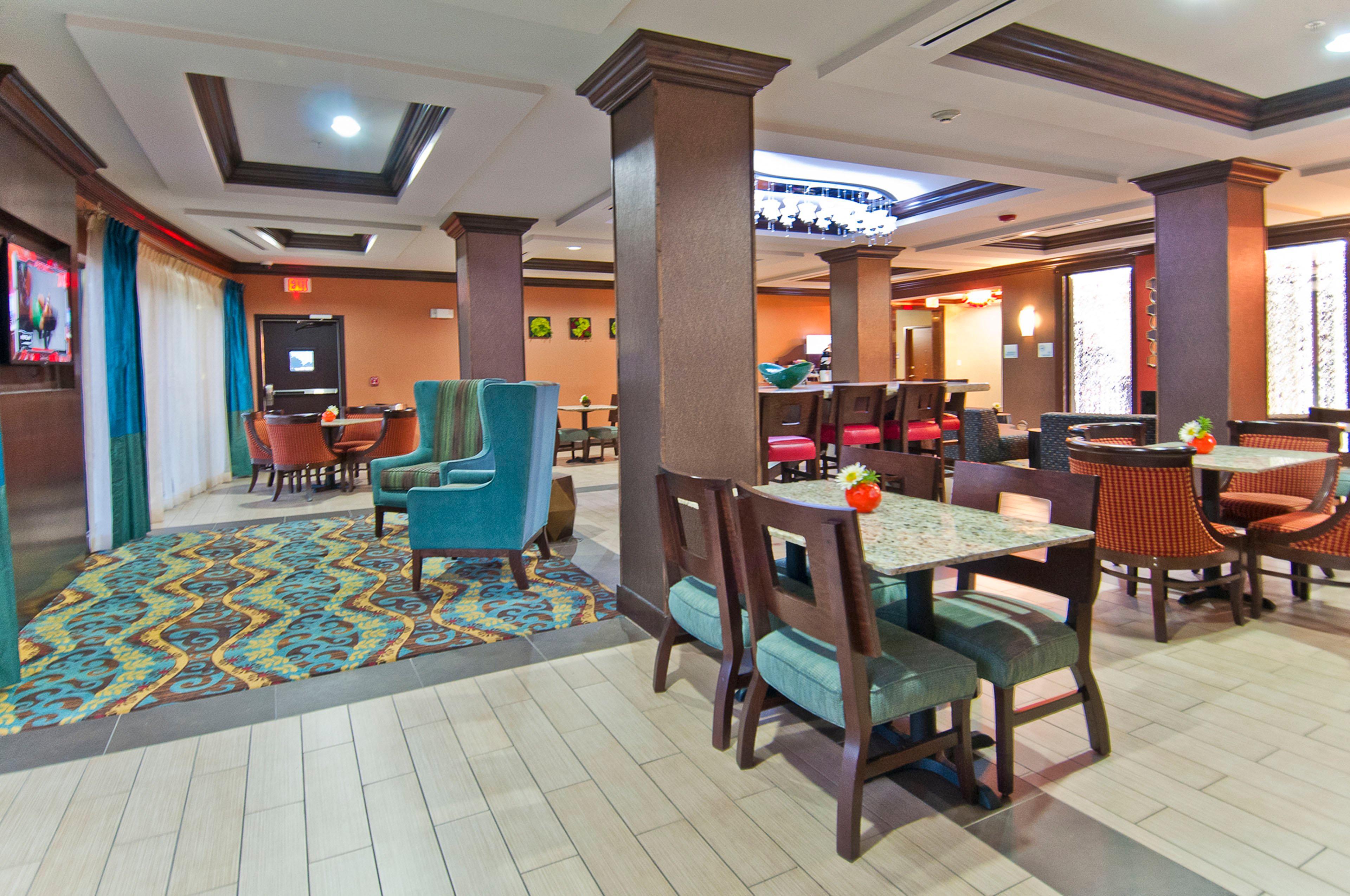 Holiday Inn Express & Suites San Antonio Frost Bank Center By Ihg Luaran gambar