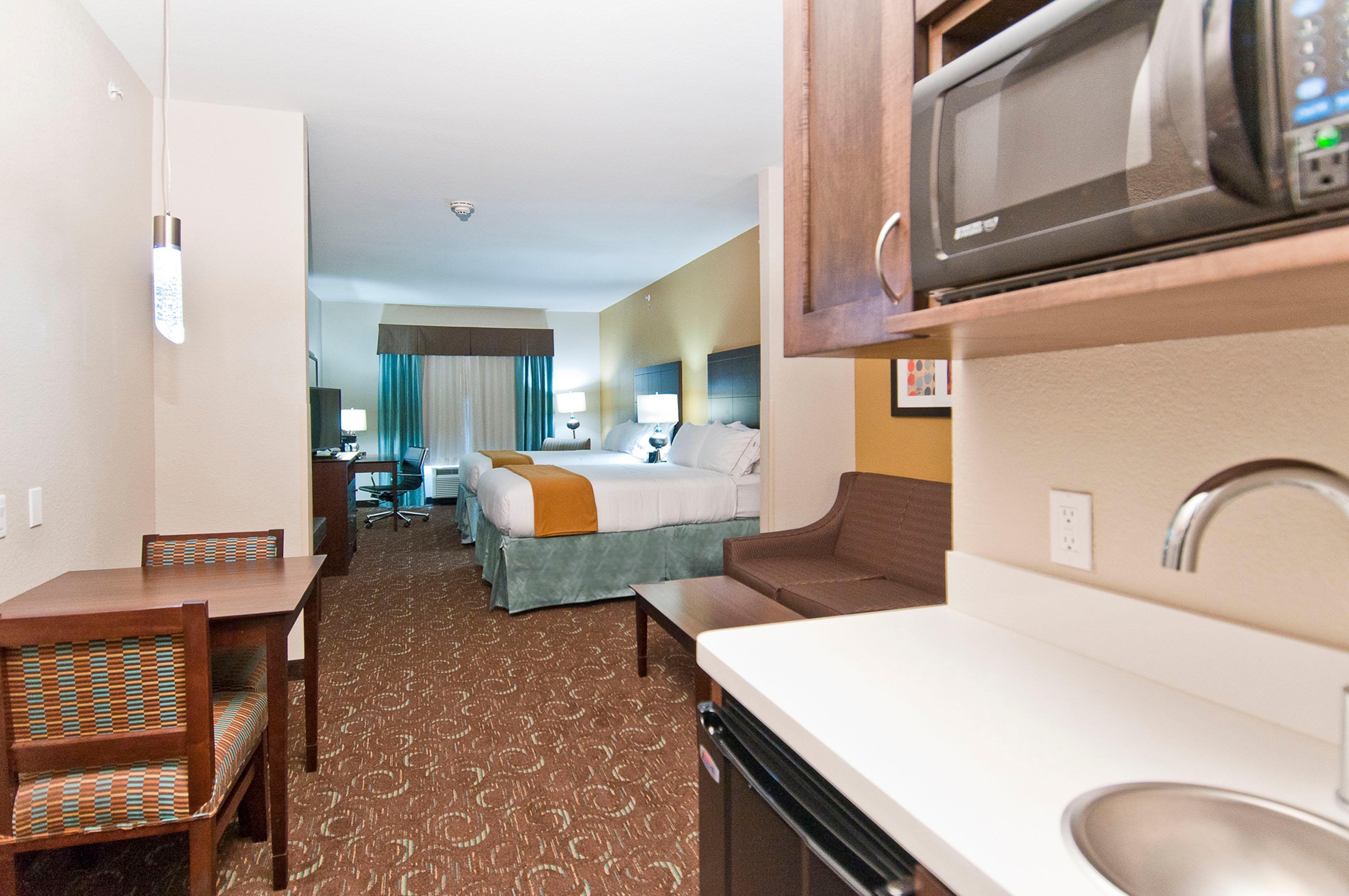 Holiday Inn Express & Suites San Antonio Frost Bank Center By Ihg Luaran gambar